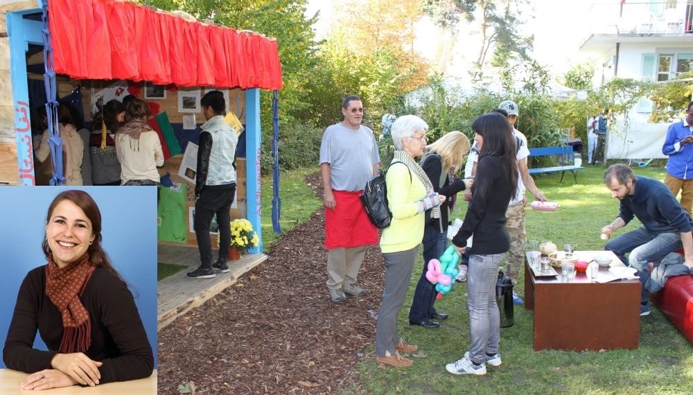 Links in der unteren Ecke ist Sabin Müller zu sehen. Das ganze Bild zeigt eine der Hütten